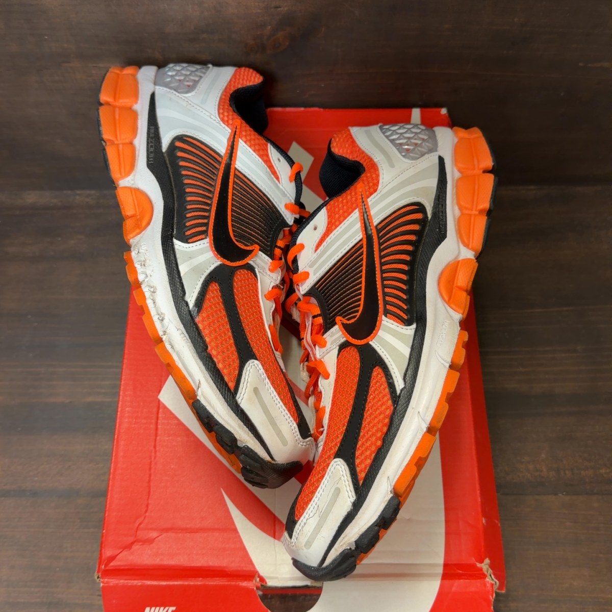 Nike Zoom Vomero 5 Total Orange - Image 2