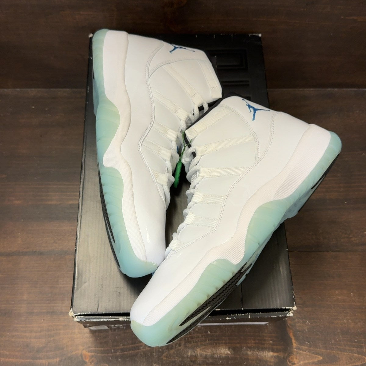 Jordan 11 Retro Legend Blue (2014) - Image 2
