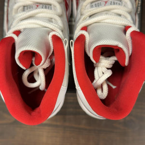 Jordan 11 Retro Cherry (2022) Size 8.5 (Pre-Owned) - aux