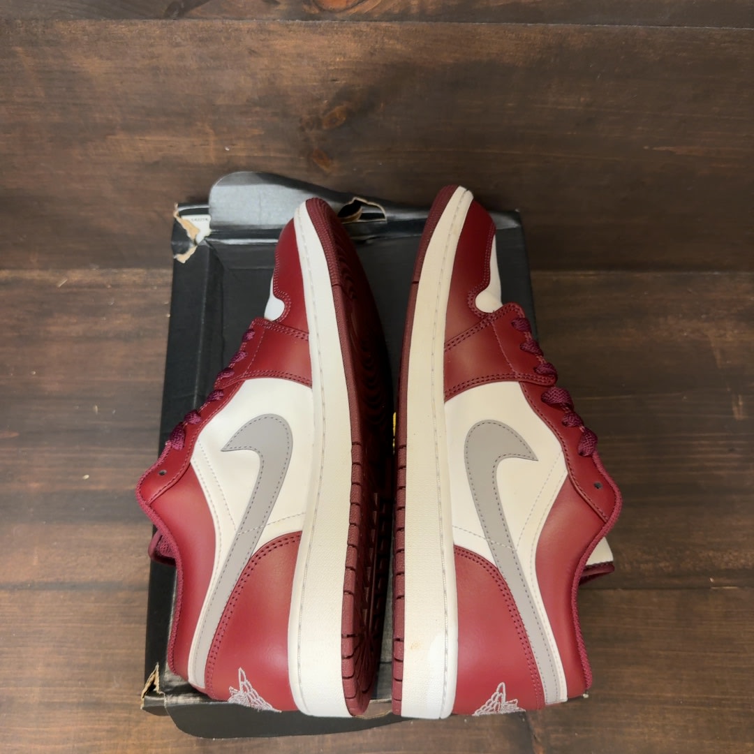 Jordan 1 Low White Bordeaux - Image 6
