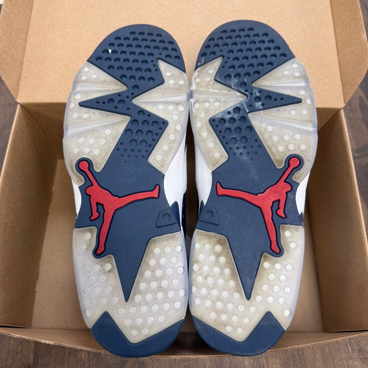 Jordan 6 Retro Olympic (2024) Size 10.5 (Pre-Owned) - Image 3