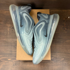 Nike Air Max 720 Carbon Grey Size 12 (Pre-Owned) - Image 2