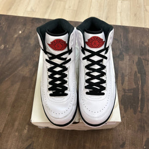 Jordan 2 Retro OG Chicago (2022) - Image 2