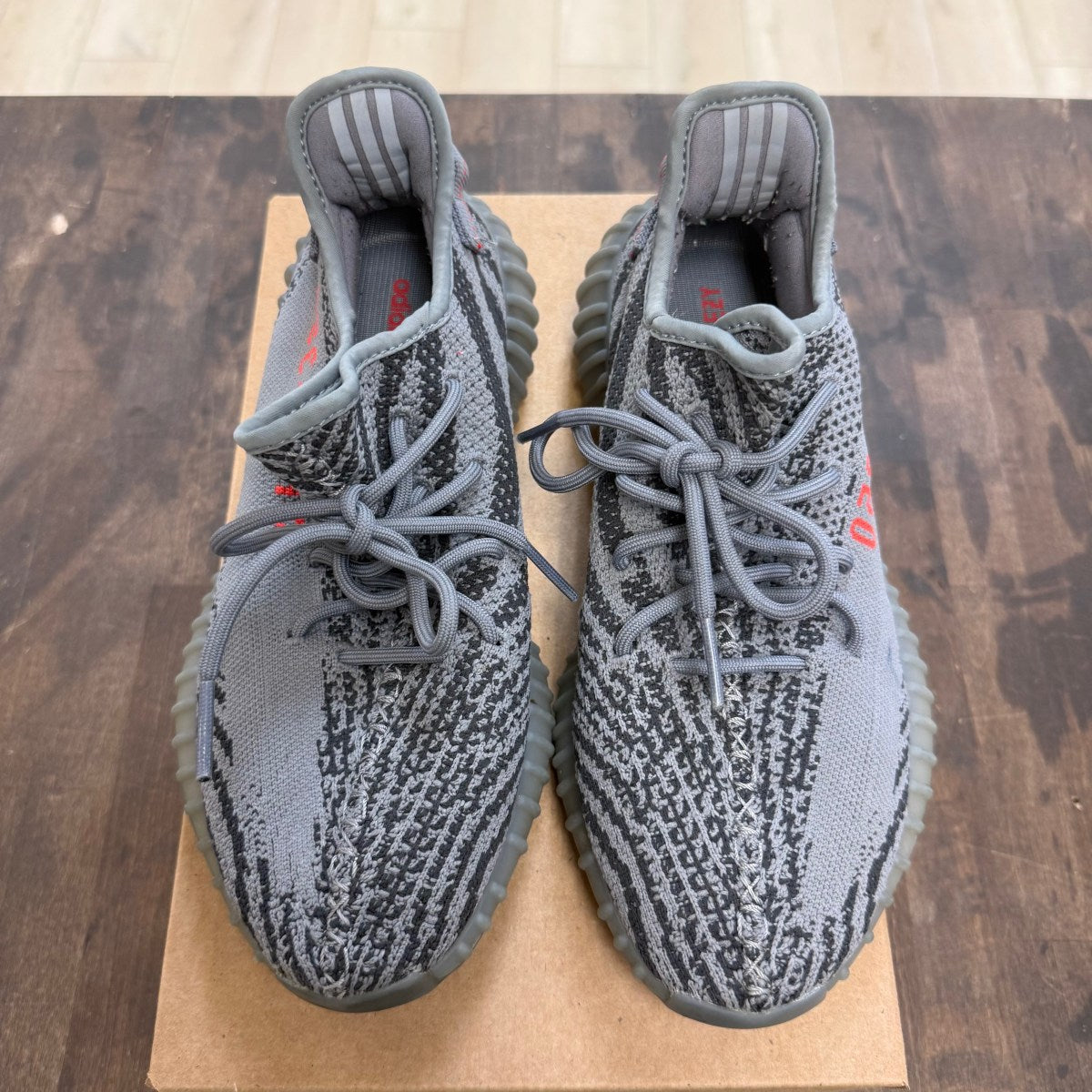 adidas Yeezy Boost 350 V2 Beluga 2.0 Size 9.5 (Pre-Owned) - Image 2