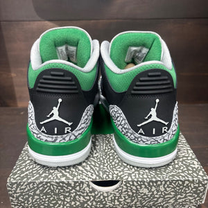 Jordan 3 Retro Pine Green Size 10 (Pre-Owned)