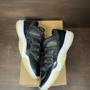Jordan 11 Retro Low 72-10 Size 10.5 (Pre-Owned) - Image 2