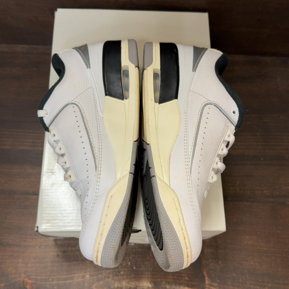Jordan 2/3 White Black Metallic Silver - Image 4