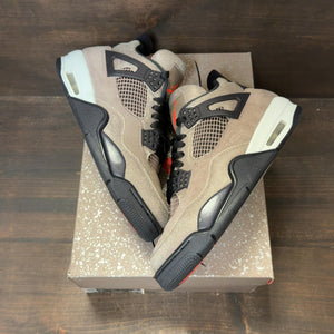 Jordan 4 Retro Taupe Haze Size 9.5 (Pre-Owned)