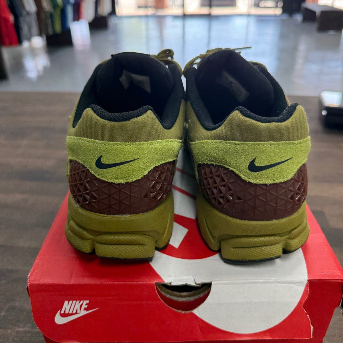 Nike Zoom Vomero 5 Pacific Moss - Image 4