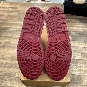 Jordan 1 Retro High OG Artisanal Team Red Size 13 (Pre-Owned) - Image 5