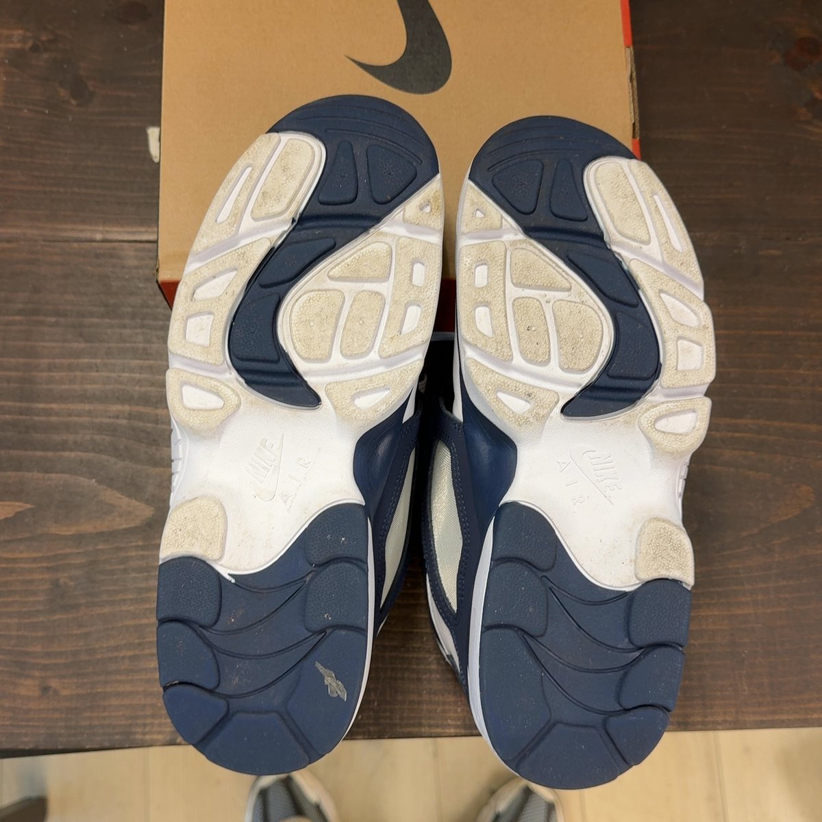 Nike Air Diamond Turf Cowboys Size 9.5 (Pre-Owned) - aux