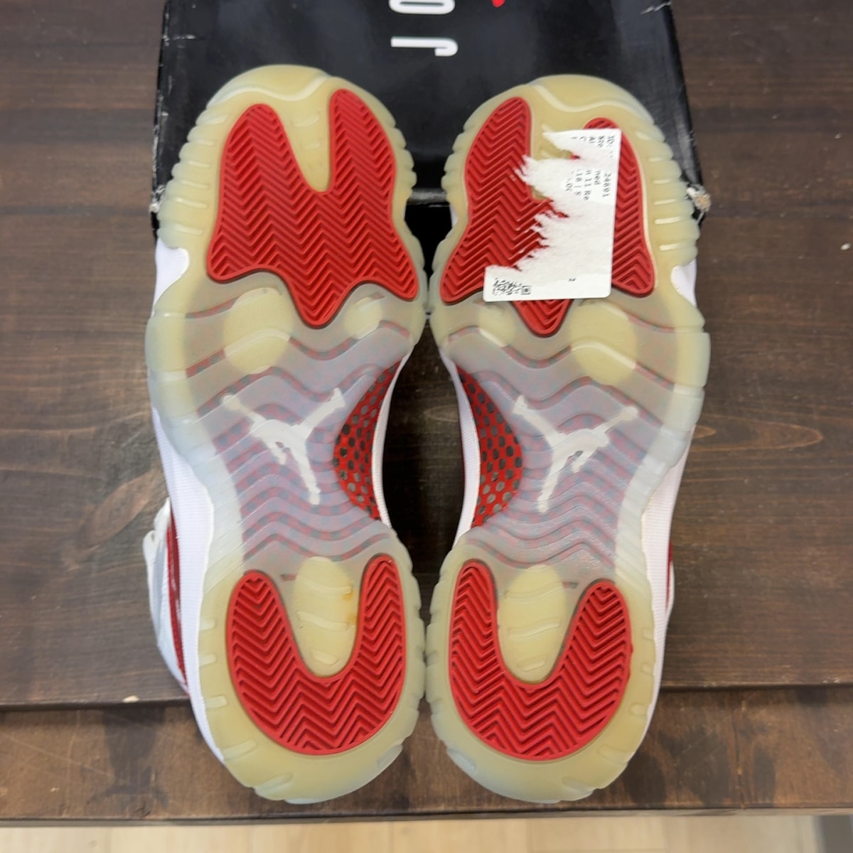 Jordan 11 Retro Cherry (2022) - Image 8