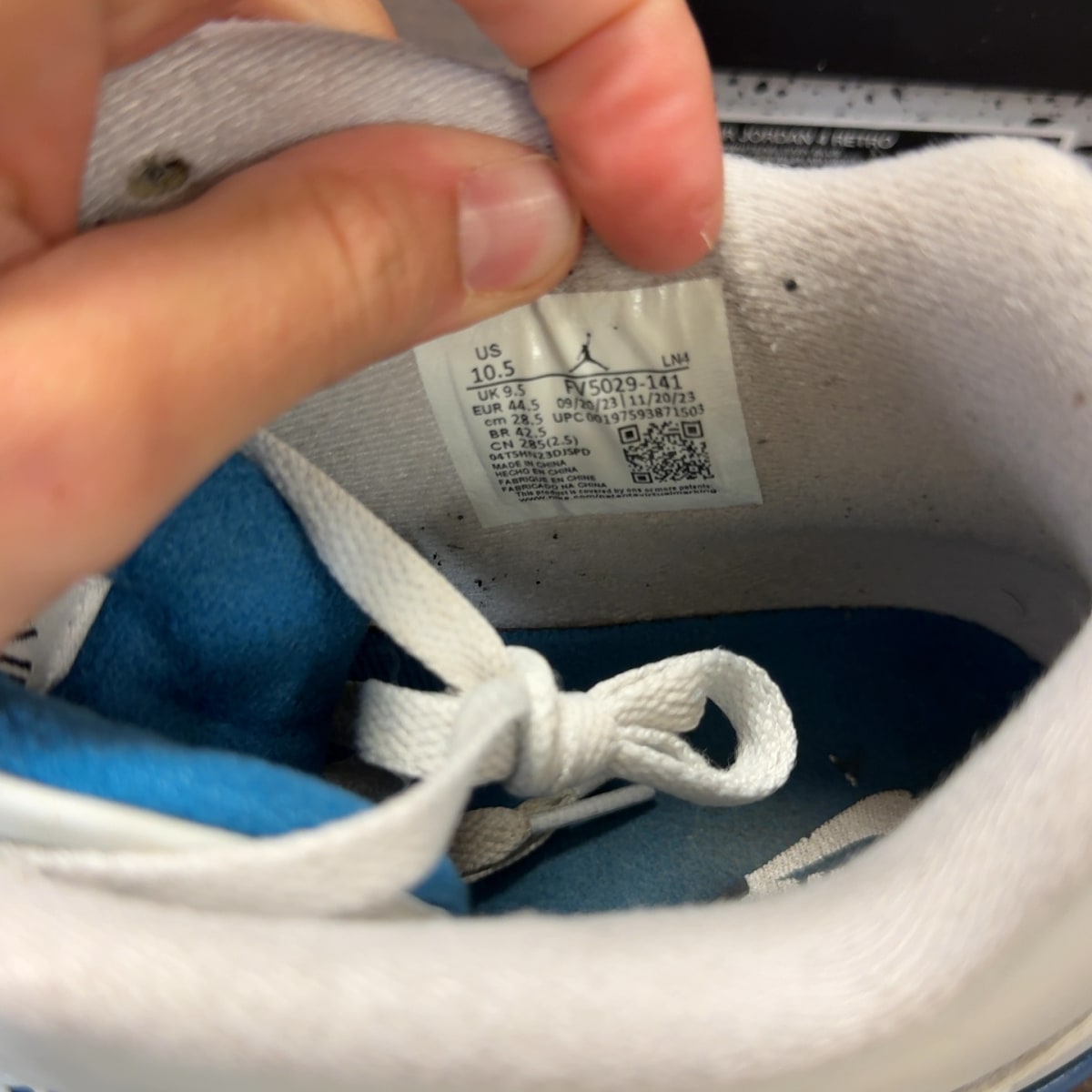 Jordan 4 Retro Military Blue (2024) - Image 7