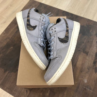 Nike SB Dunk Low Wolf Grey Digi Camo Size 11 (Pre-Owned) - Image 1