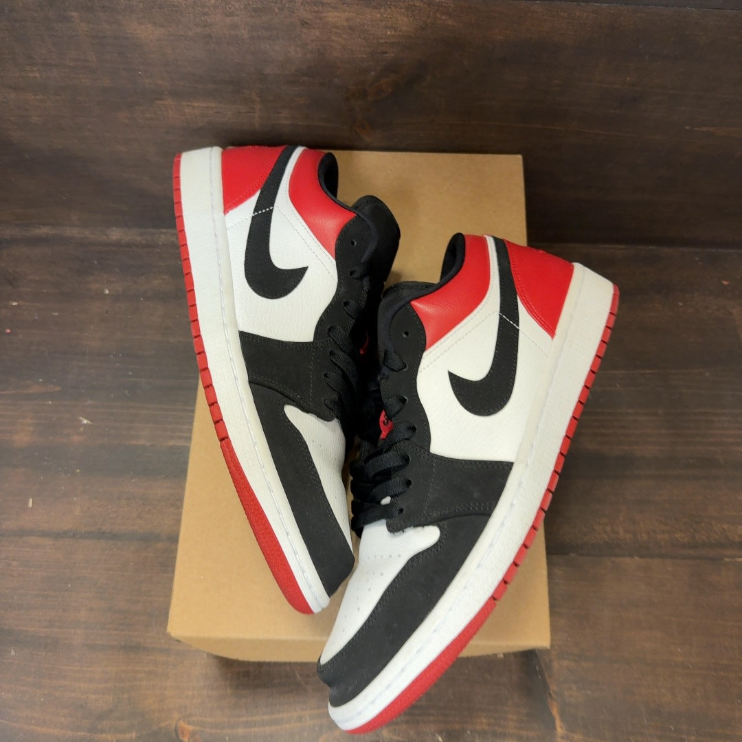 Jordan 1 Low Black Toe (2019) Size 11 (Pre-Owned) - Image 2