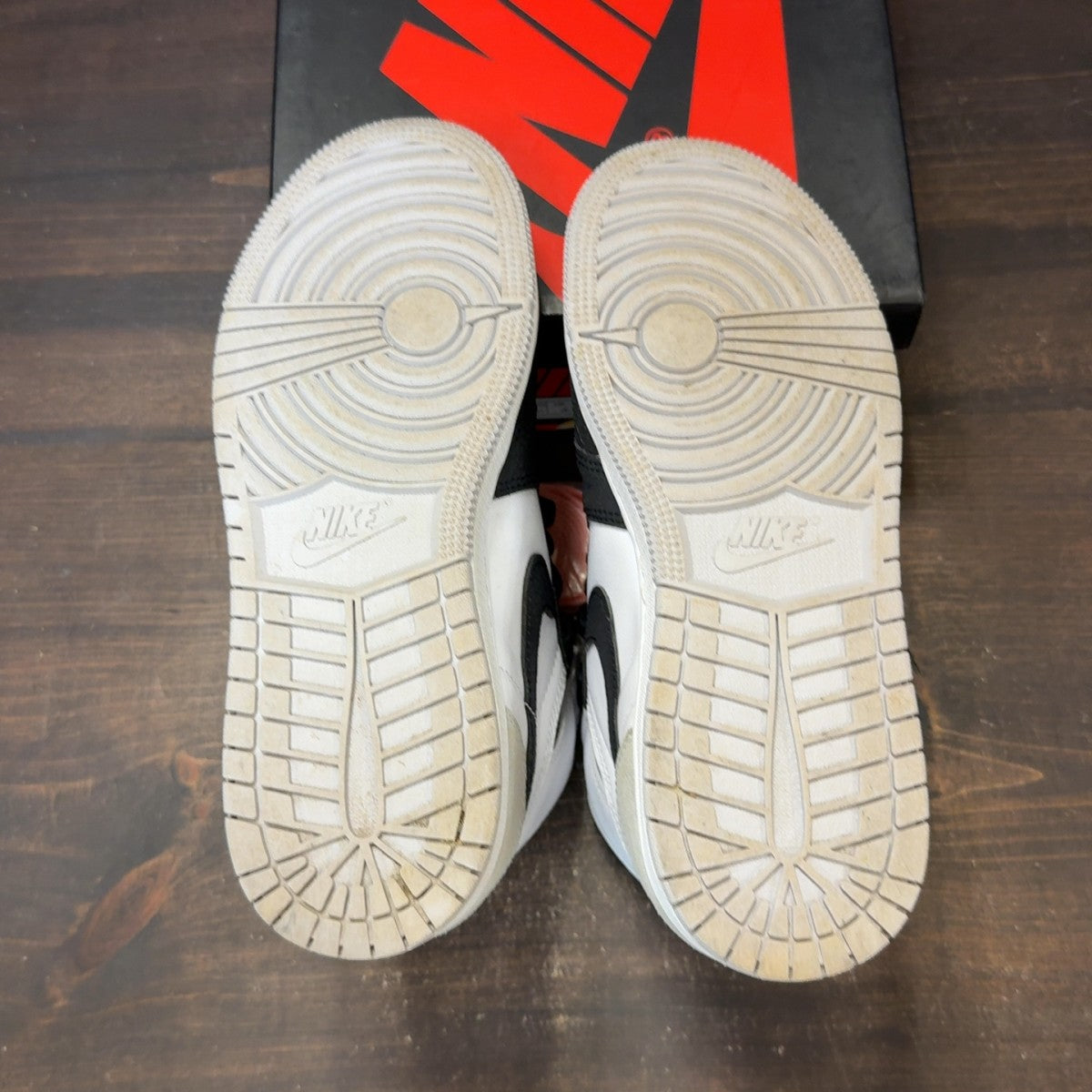 Jordan 1 Retro High OG Bleached Coral (GS) - Image 7