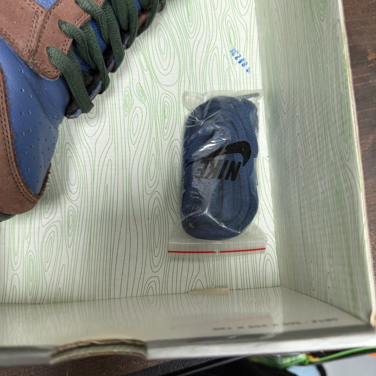 Nike SB Dunk Low Barf - Image 8