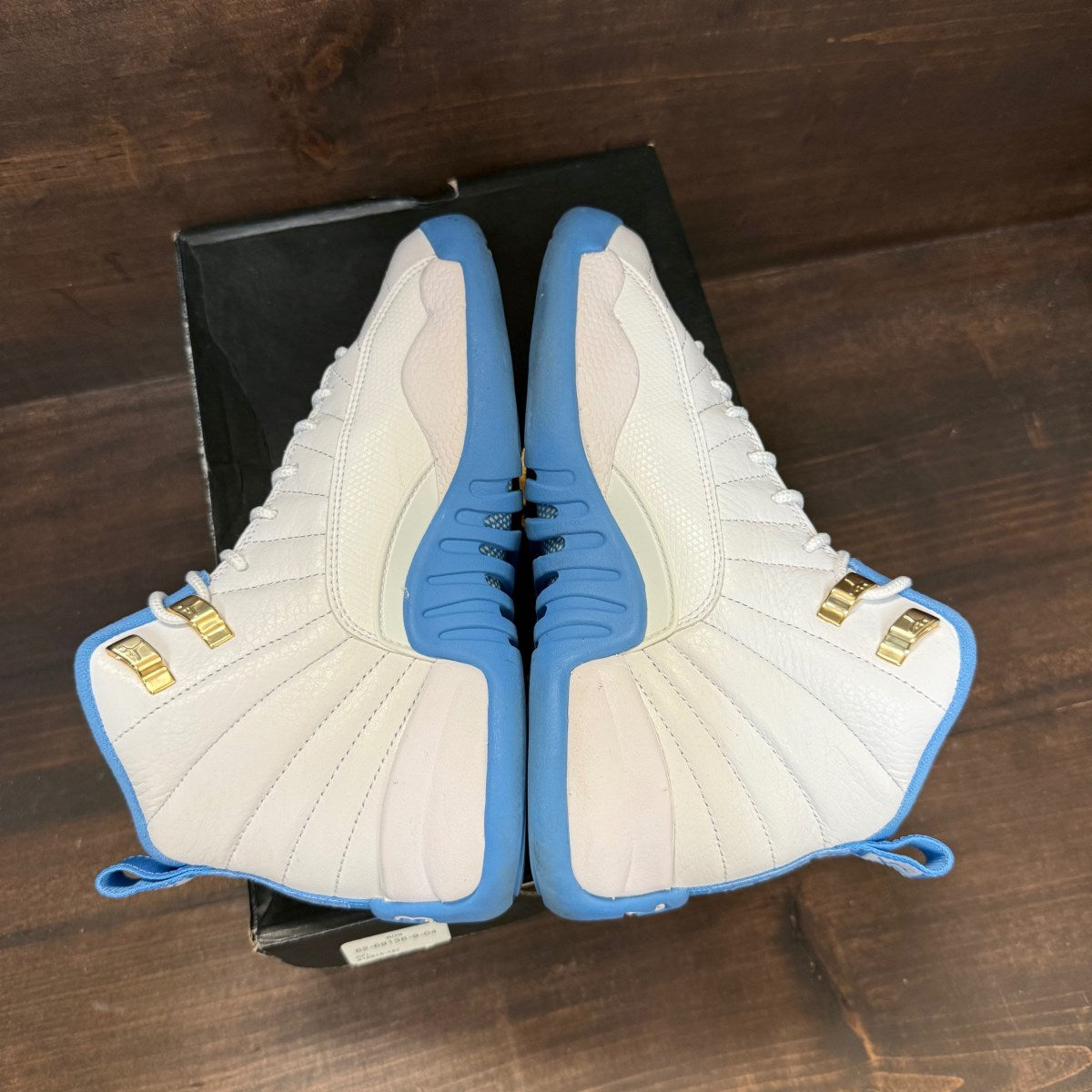 Jordan 12 Retro University Blue (2016) (GS) - Image 4