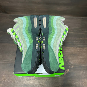 Nike Air Max 95 Big Bubble Ducks of a Feather Oregon Ducks The Woods Size 12.5 (Pre-Owned) - Image 4
