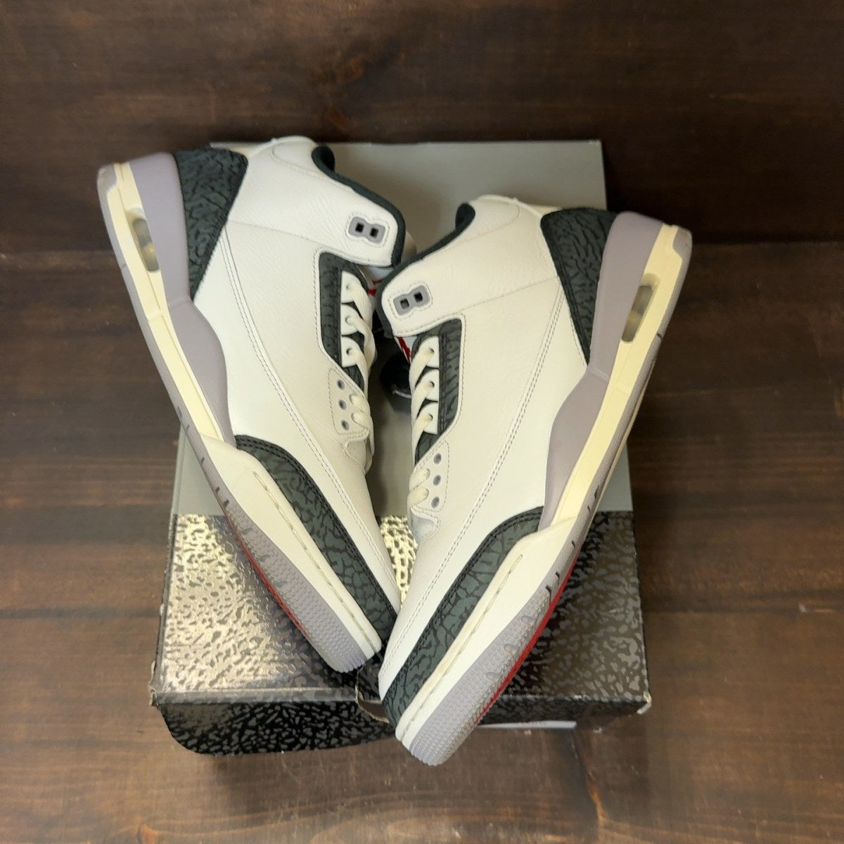 Jordan 3 Retro Cement Grey - Image 2