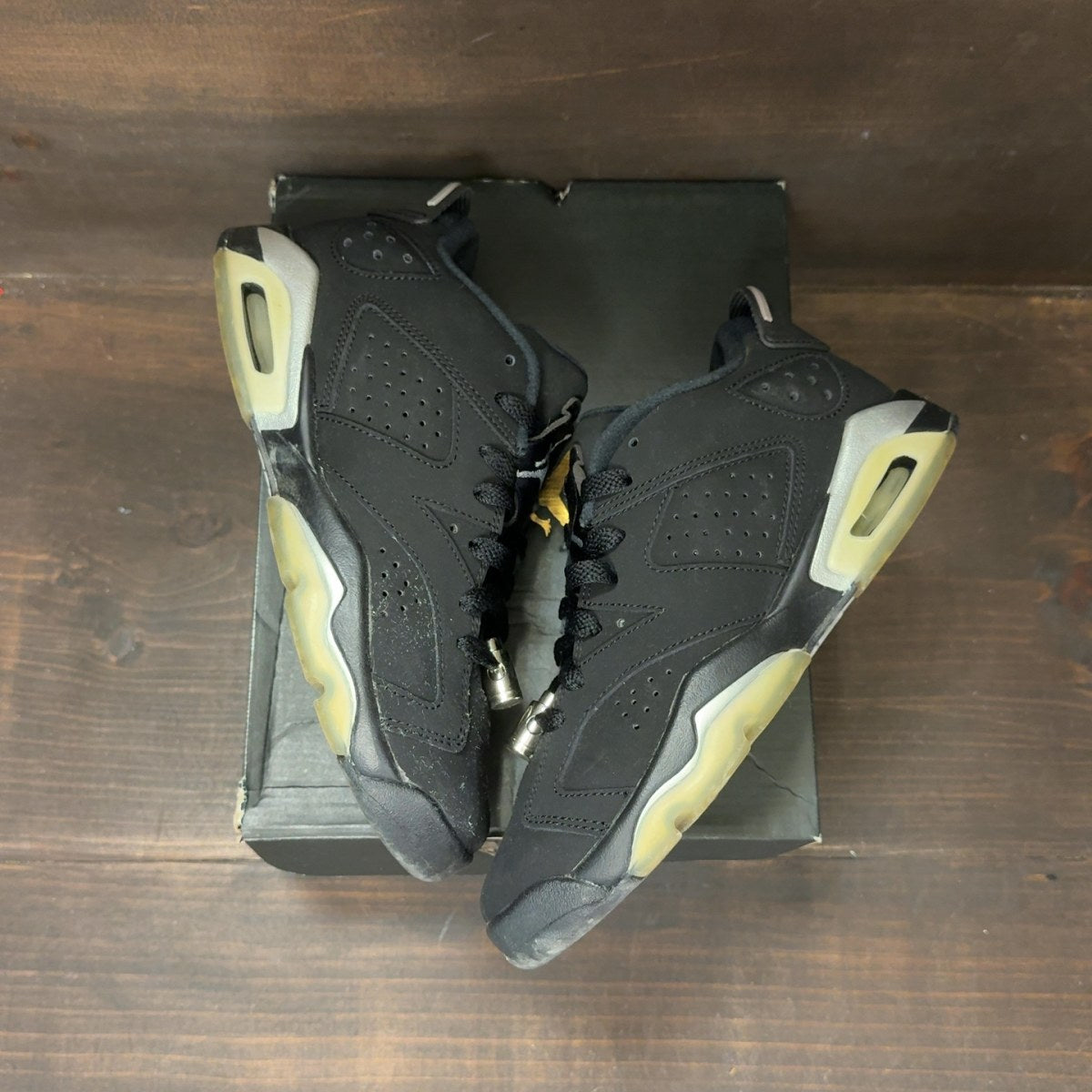 Jordan 6 Retro Chrome (2015) (GS) - Image 2
