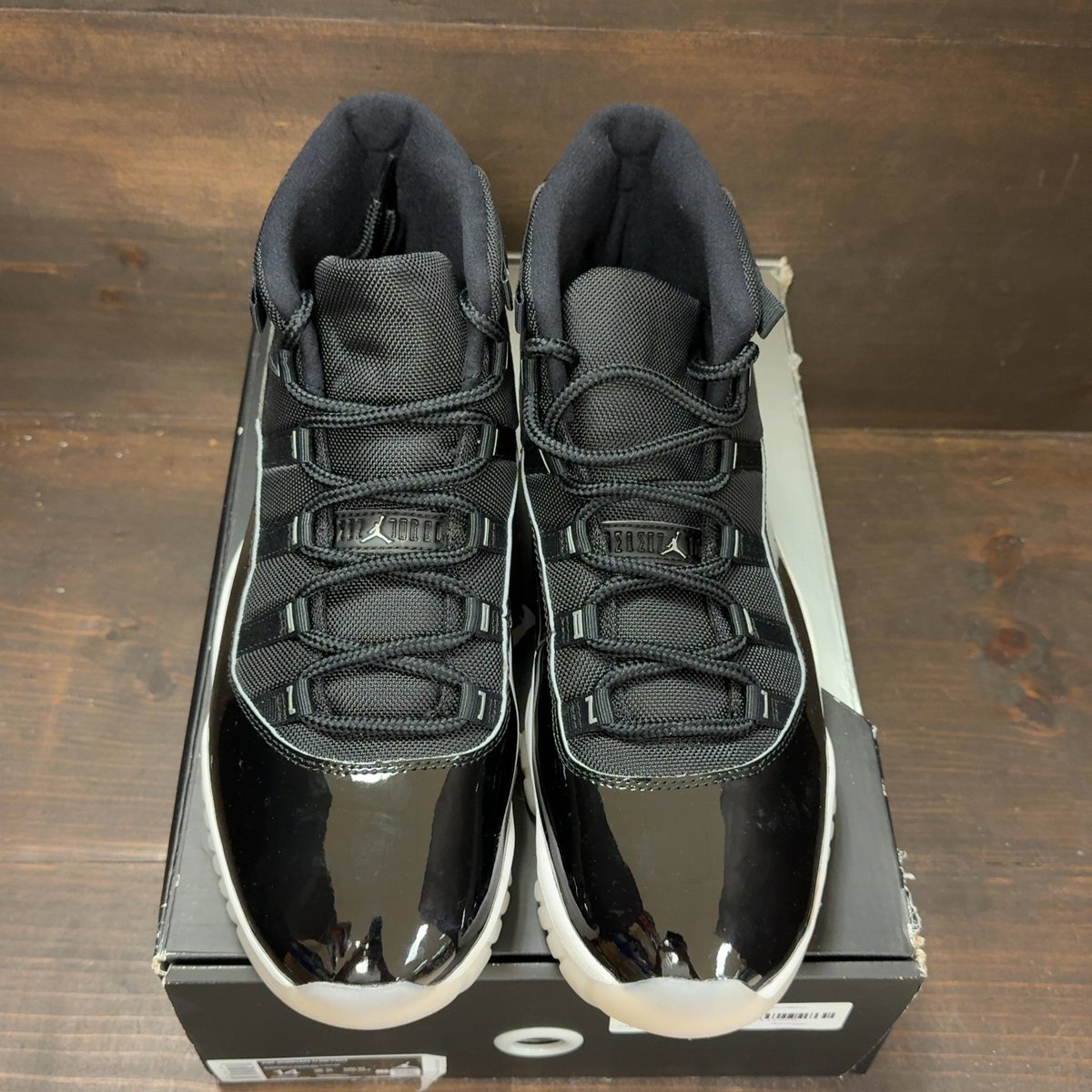 Jordan 11 Retro Jubilee 25th Anniversary Size 14 (Pre-Owned) - tag