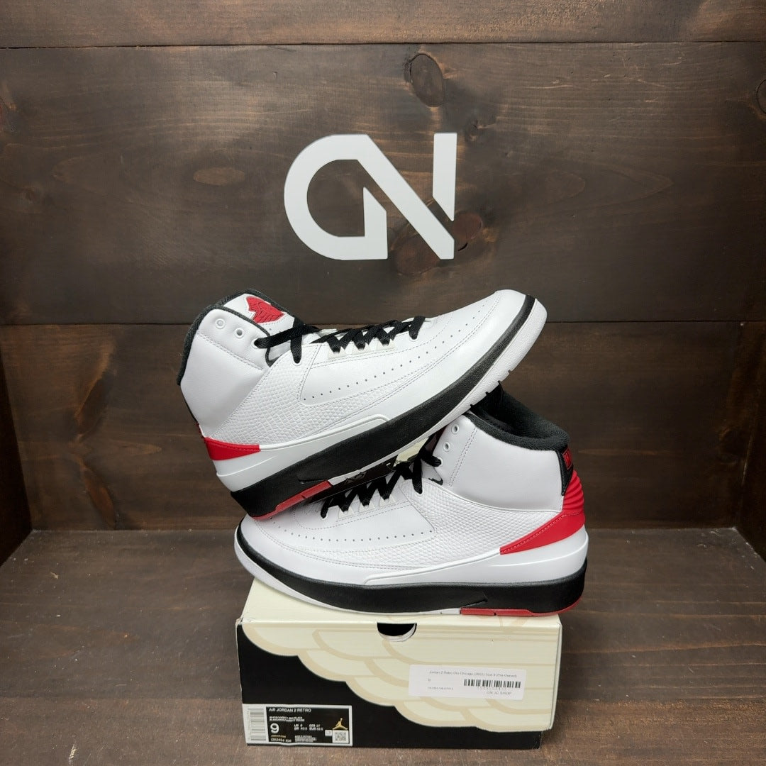 Jordan 2 Retro OG Chicago (2022) - Image 1