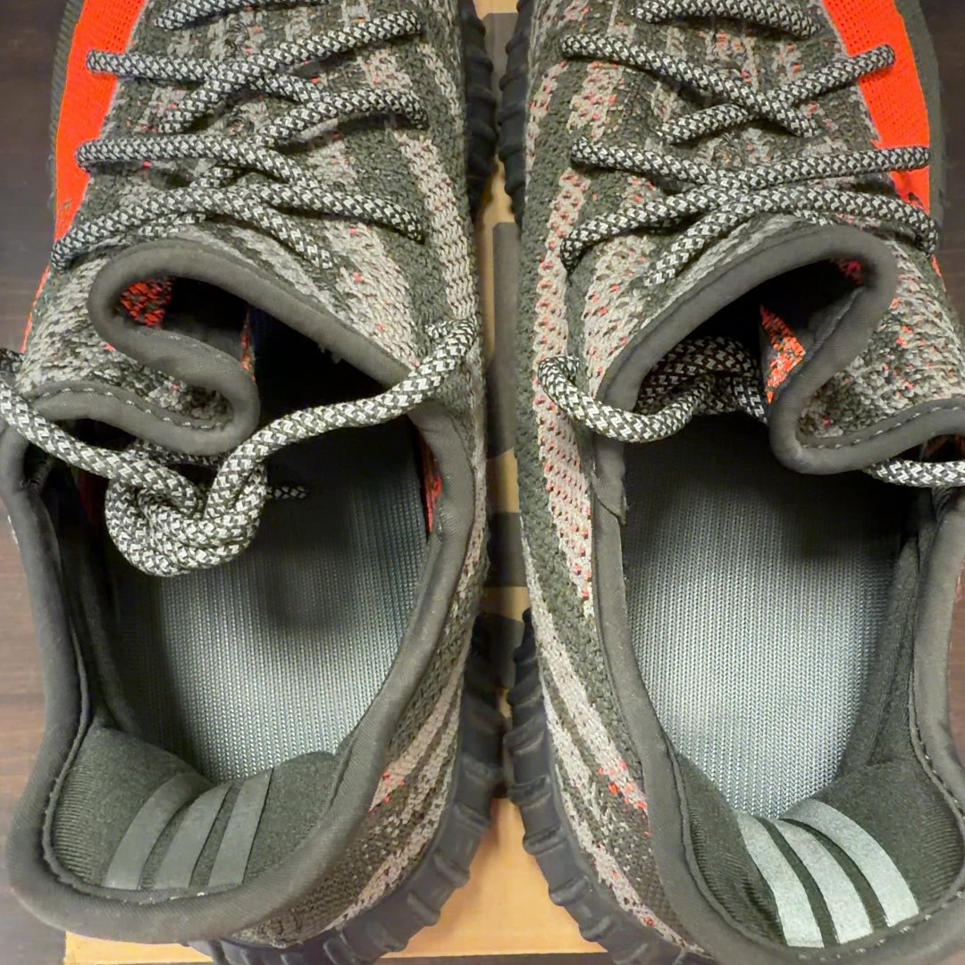 adidas Yeezy Boost 350 V2 Carbon Beluga - Image 5