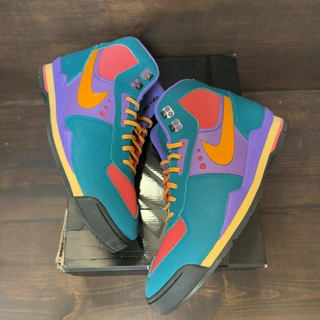 Nike Baltoro Bright Spruce Kumquat - Image 2