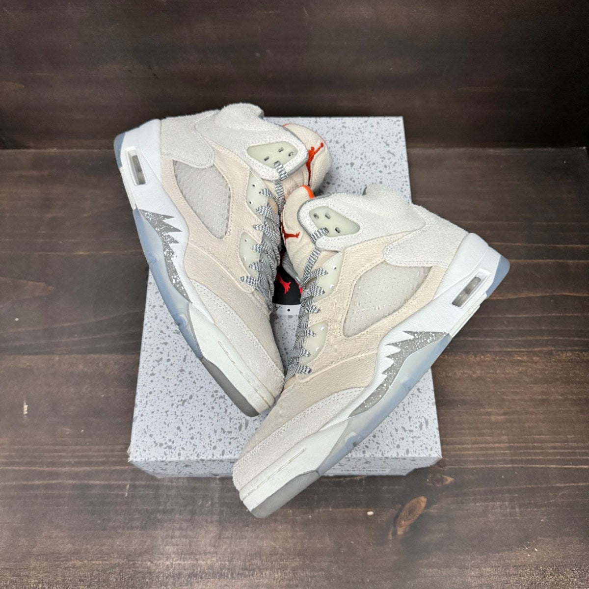 Jordan 5 Retro SE Craft Light Orewood Brown - Image 2