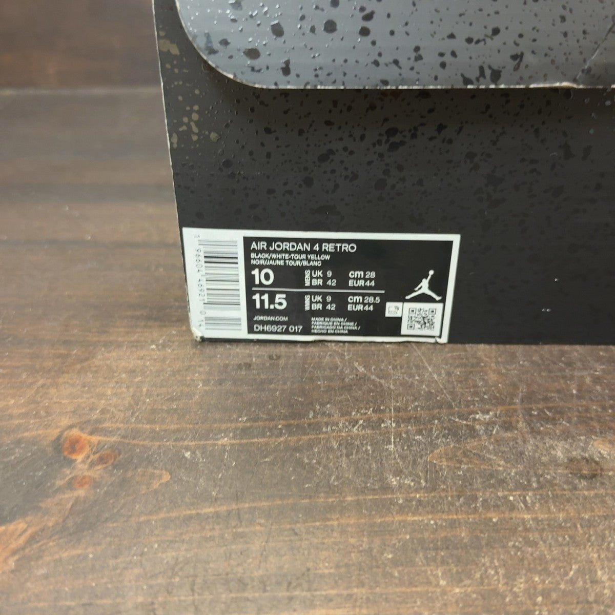 Jordan 4 Retro Thunder (2023) - Image 7