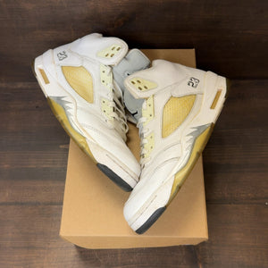 Jordan 5 Retro Metallic White (2015) Size 9 (Pre-Owned) - Image 2