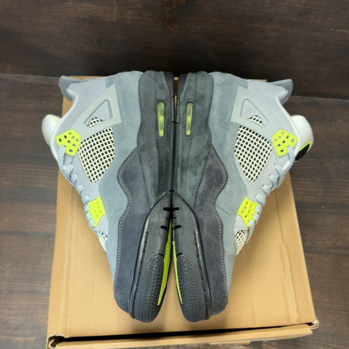 Jordan 4 Retro SE 95 Neon Size 11.5 (Pre-Owned) - Image 4