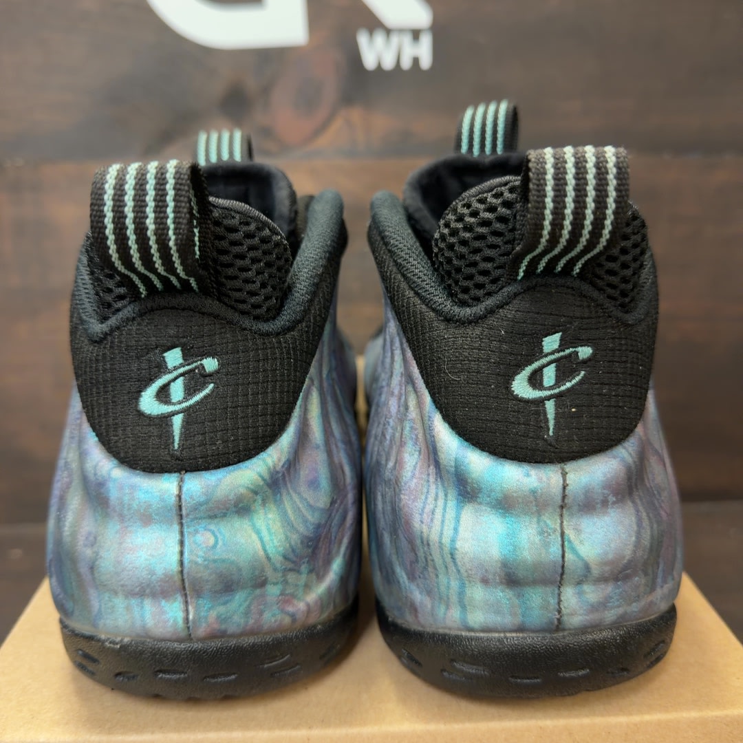 Nike Air Foamposite One Abalone Size 9.5 (Pre-Owned) - Image 4