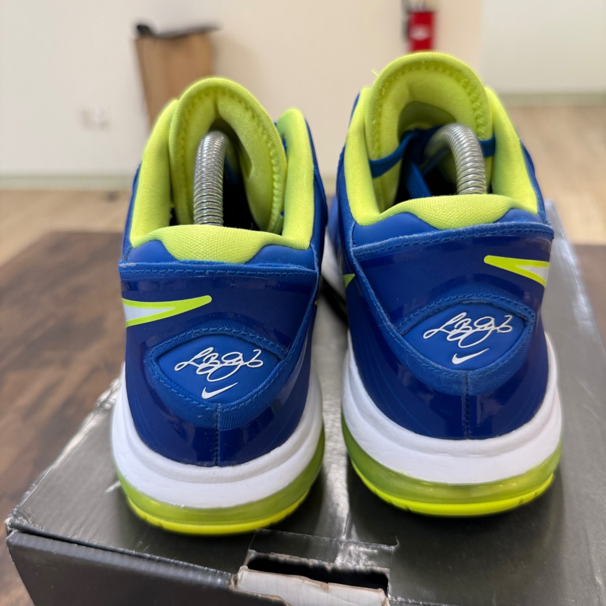 Nike LeBron 8 V2 Low Sprite (2021) - Image 3
