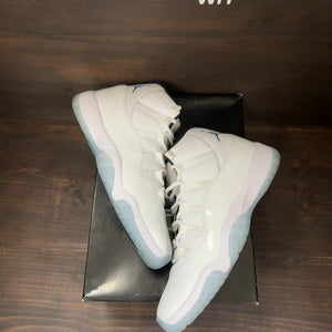 Jordan 11 Retro Legend Blue (2024) Size 10.5 (Pre-Owned)