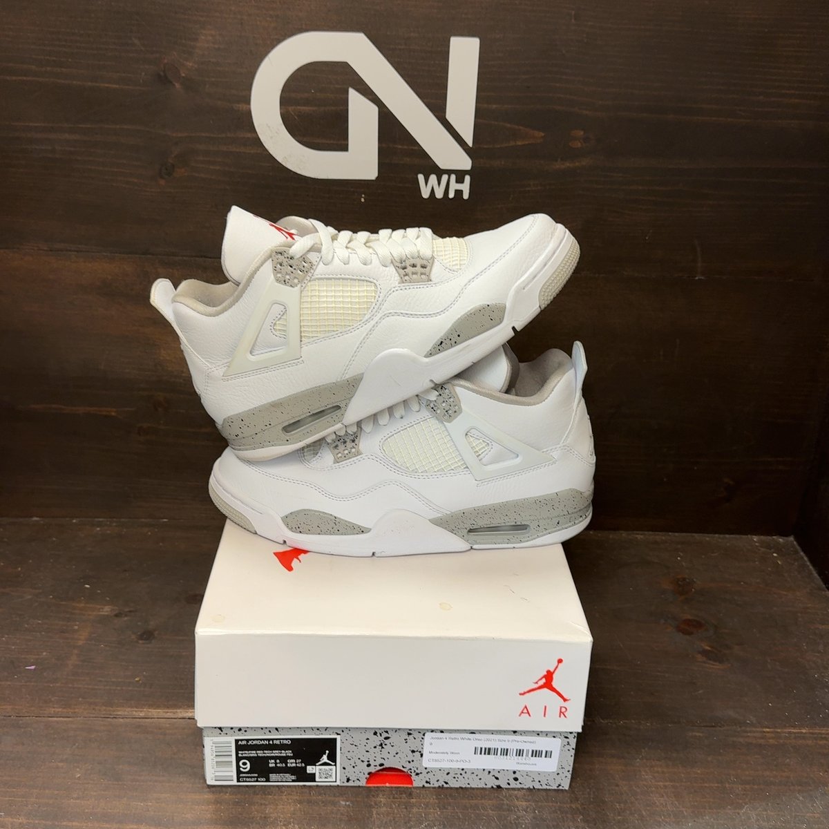 Jordan 4 Retro White Oreo (2021) Size 9 (Pre-Owned) - front