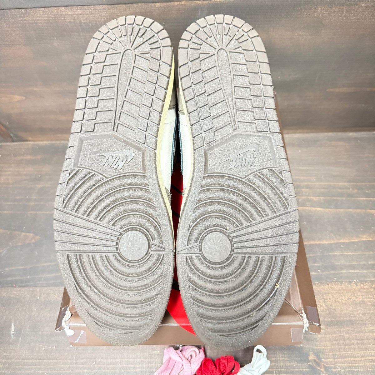 Jordan 1 Retro High OG SP Travis Scott Mocha - Image 6