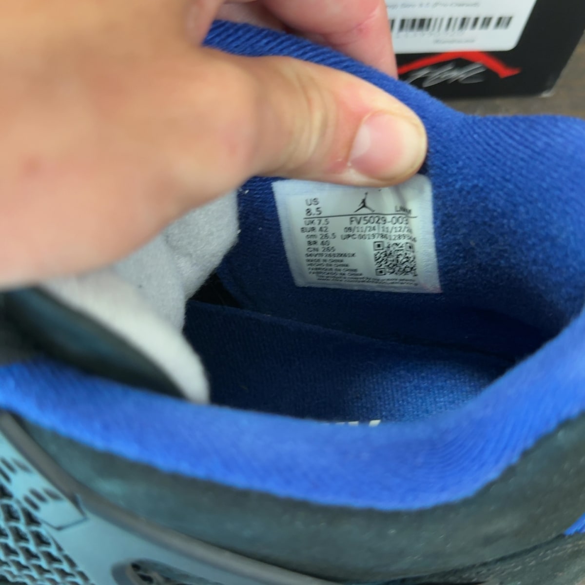Jordan 4 Retro Rare Air (White Lettering) Size 8.5 (Pre-Owned) - Image 7