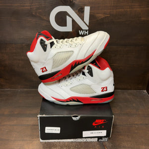 Jordan 5 Retro Fire Red Black Tongue (2025) - Image 1