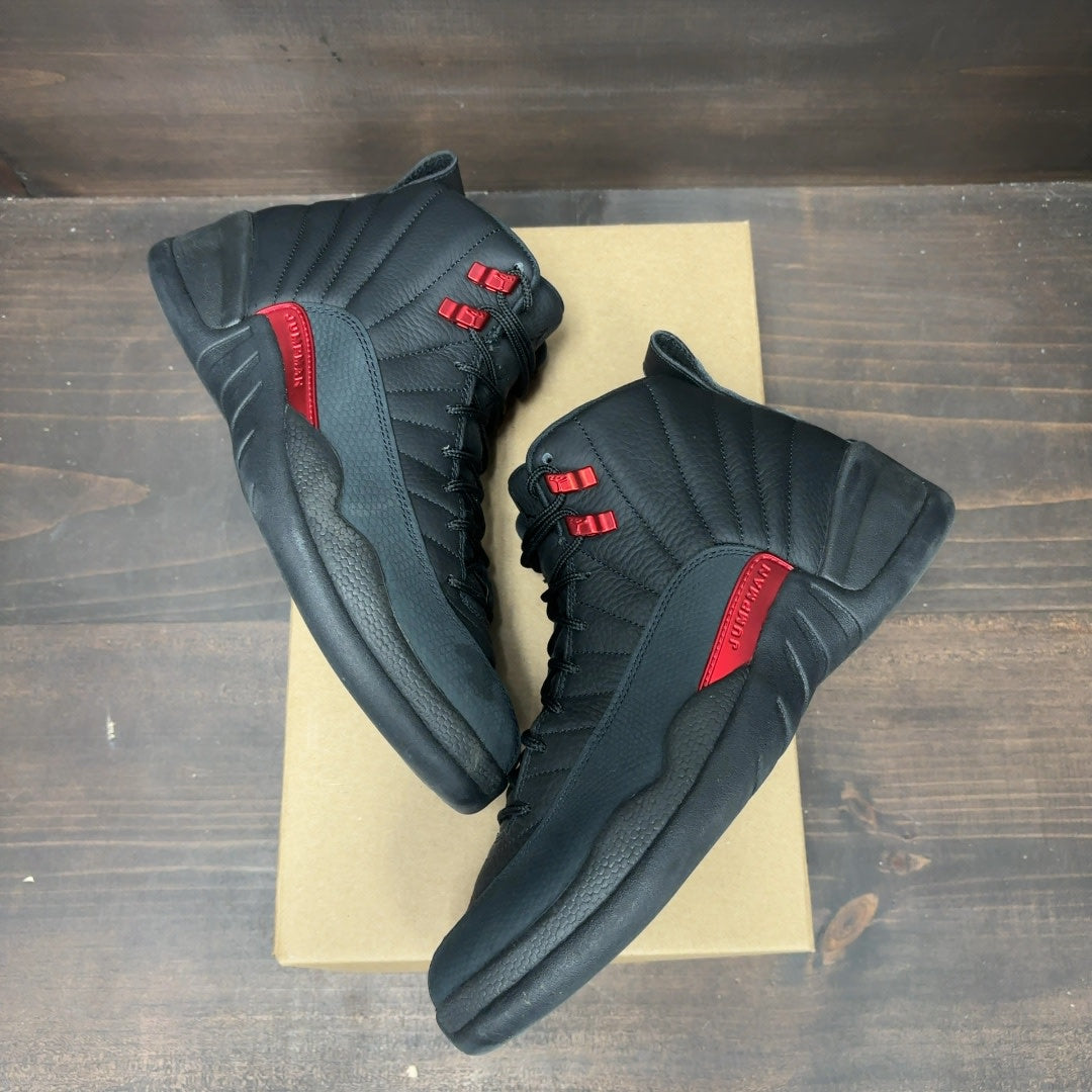 Jordan 12 Retro Bloodline Size 9 (Pre-Owned) - Image 2