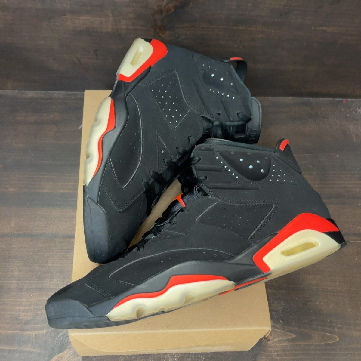Jordan 6 Retro Black Infrared (2019) Size 14 (Pre-Owned) - Image 2
