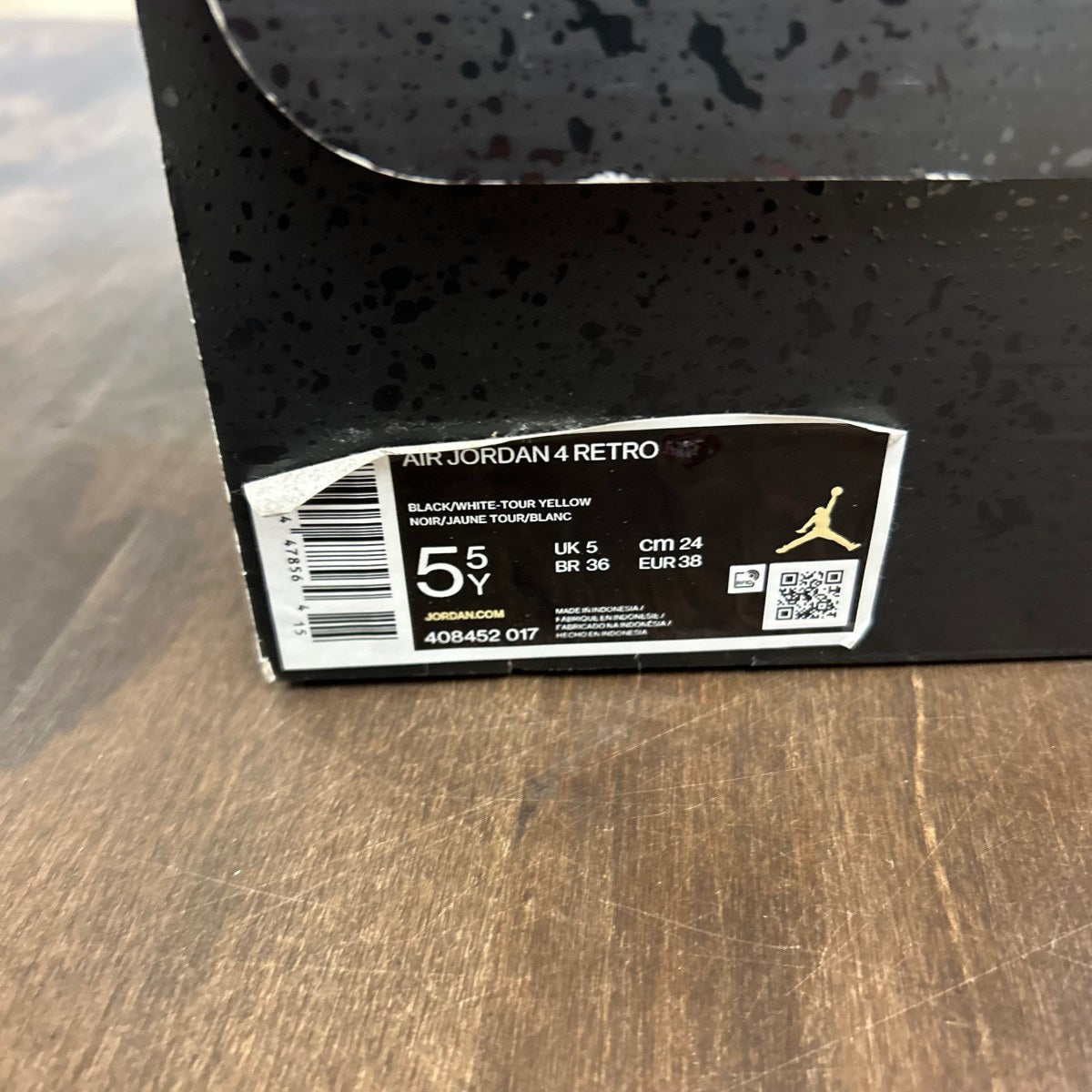 Jordan 4 Retro Thunder (2023) (Grade school) (US 5.5Y) (Lightly Worn) Size 5.5Y (Pre-Owned) - Image 6