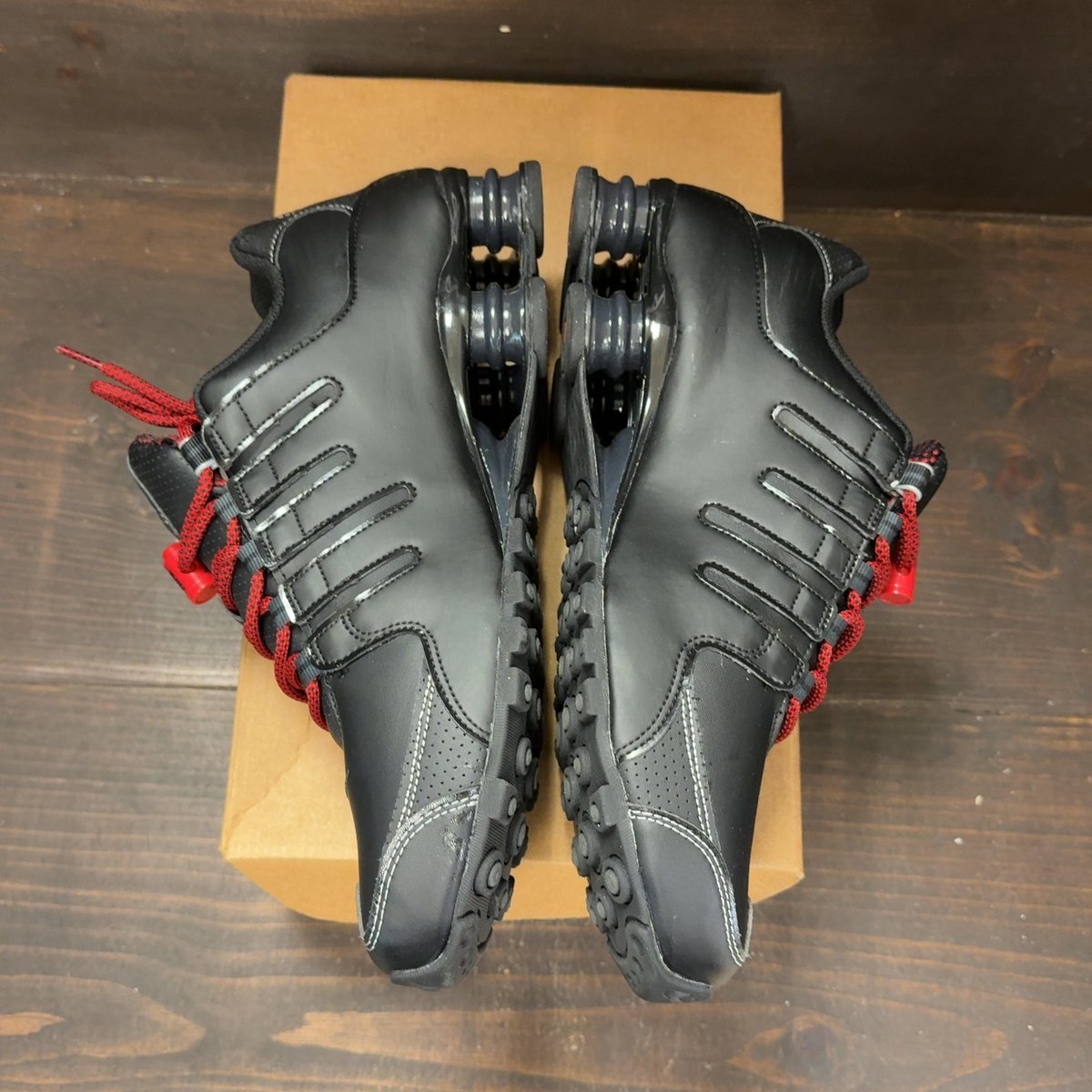 Nike Shox NZ Black Varsity Red Size 11.5 (Pre-Owned) - aux