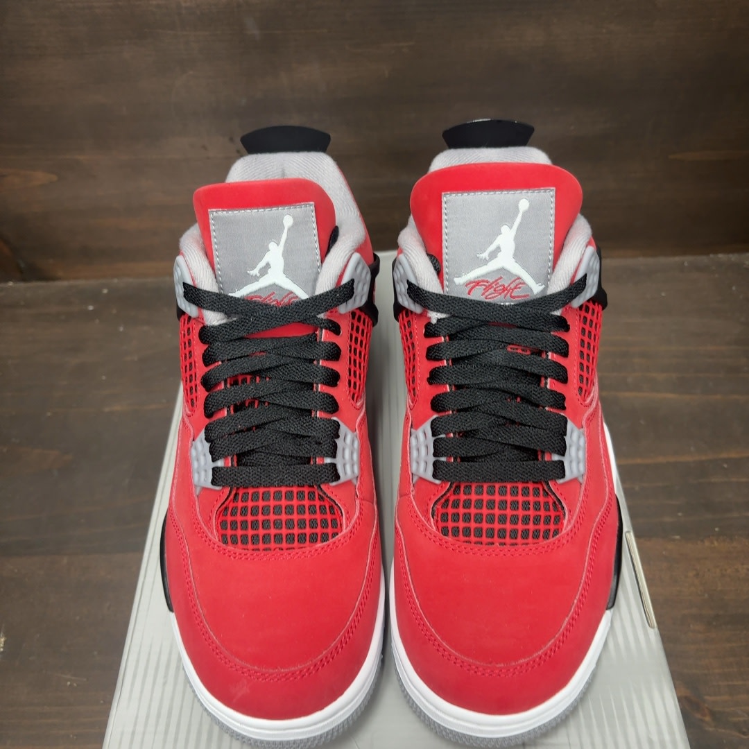 Jordan 4 Retro Toro Bravo (2026) - Image 3