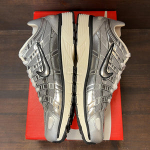 Nike P-6000 Metallic Silver Size 10.5 (Pre-Owned) - aux
