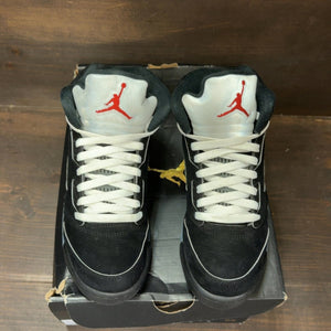 Jordan 5 Retro OG Black Metallic Reimagined (GS) Size 5Y (Pre-Owned) - tag