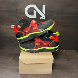 Nike Air Trainer Huarache Black Volt University Red Size 11 (Pre-Owned) - Image 1