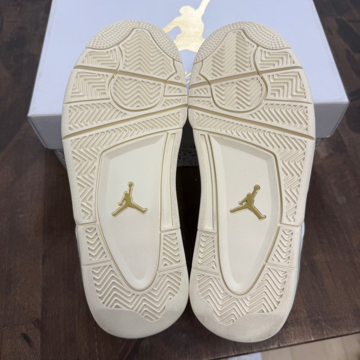 Jordan 4 Retro Metallic Gold (Women's) - Image 4