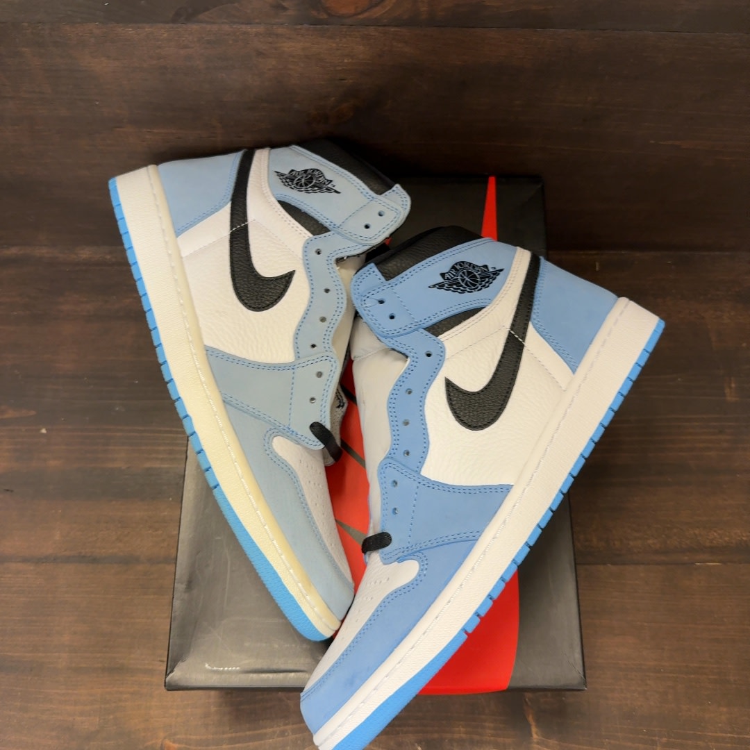 Jordan 1 Retro High OG University Blue - Image 2